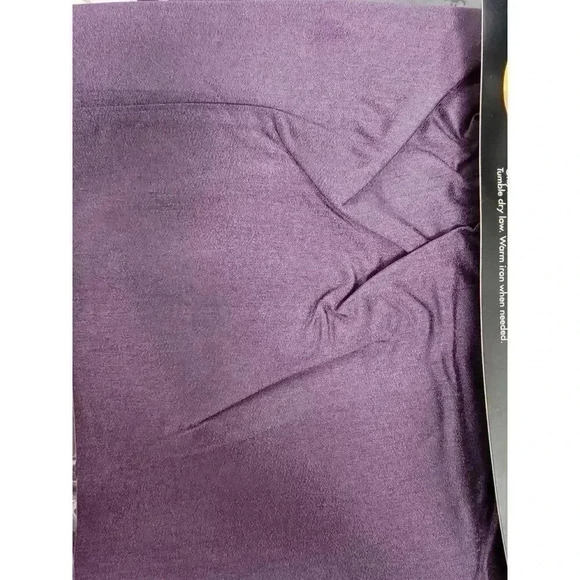 Sarah Sanderson's Cape - Picture 5 of 5